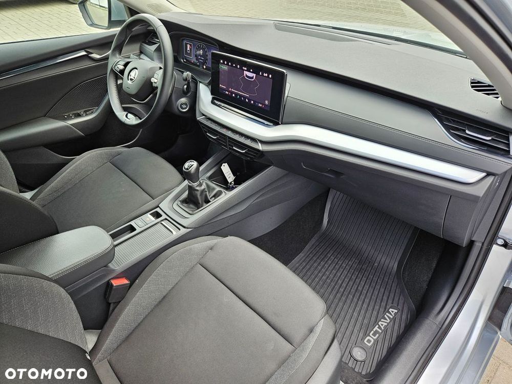 Skoda Octavia 1.5 TSI Essence - 19