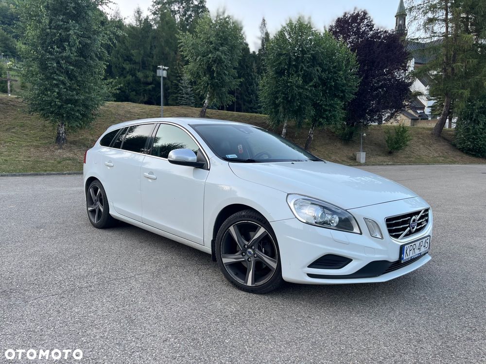 Volvo V60 T4 Kinetic - 1