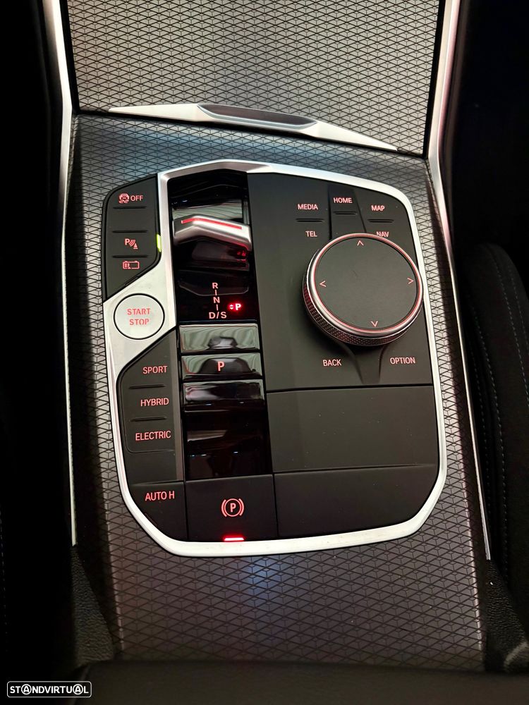 BMW 330 e Pack Desportivo M Auto - 6