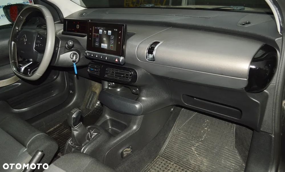 Citroën C4 Cactus - 36