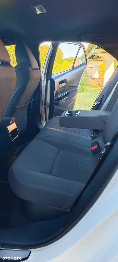 Toyota Corolla 1.8 Hybrid Comfort - 7