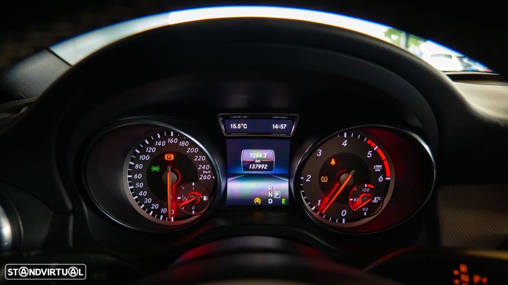 Mercedes-Benz CLA 200 d Shooting Brake Urban Aut. - 15