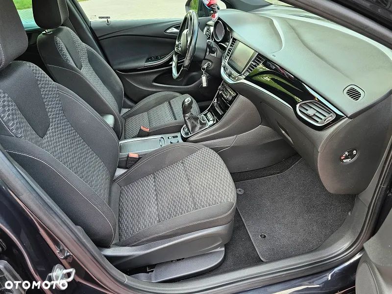 Opel Astra 1.4 Turbo Dynamic - 18