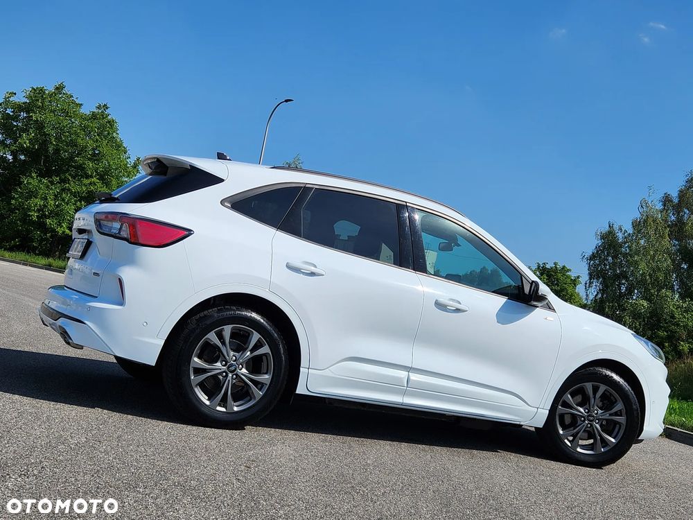 Ford Kuga 2.5P PHEV FWD ST-Line X - 22