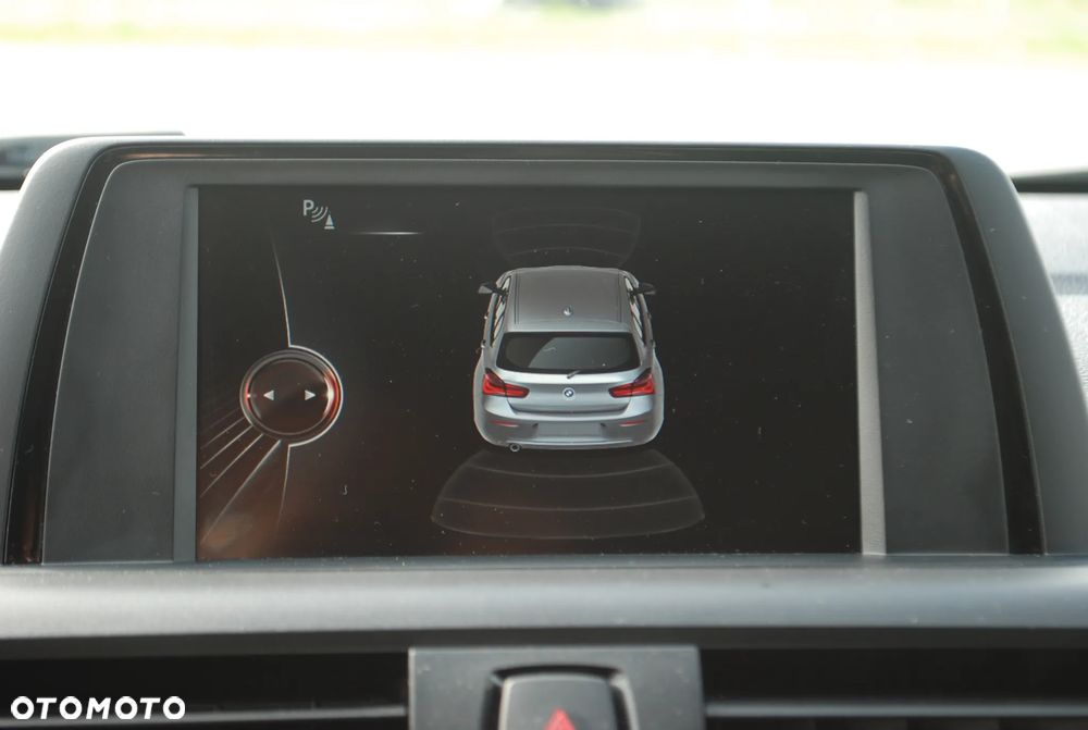 BMW Seria 1 118d Sport Line - 34
