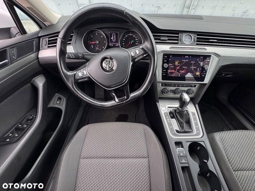 Volkswagen Passat Variant 2.0 TDI BMT SCR Trendline DSG7 - 14