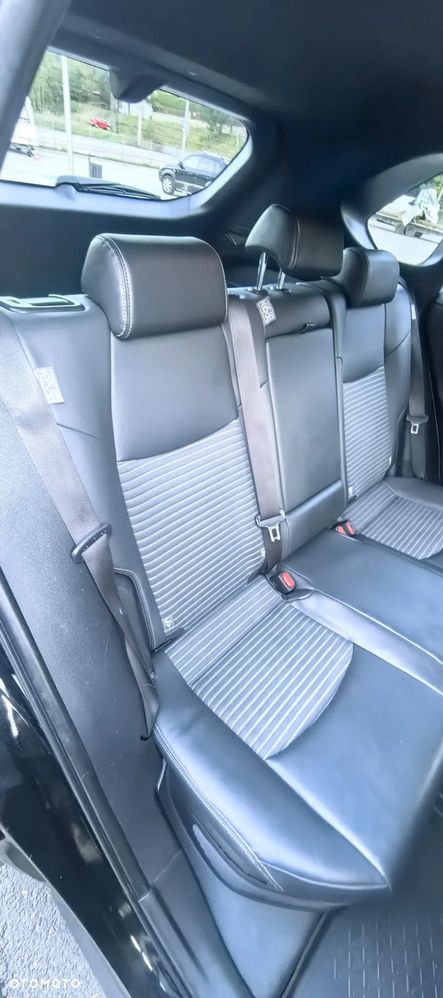 Toyota RAV4 2.5 Hybrid Black Edition by JBL 4x4 - 21