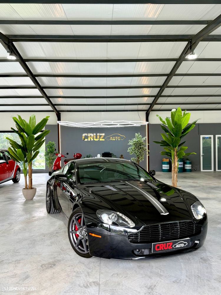 Aston Martin Vantage Coupe V8 Sportshift - 34