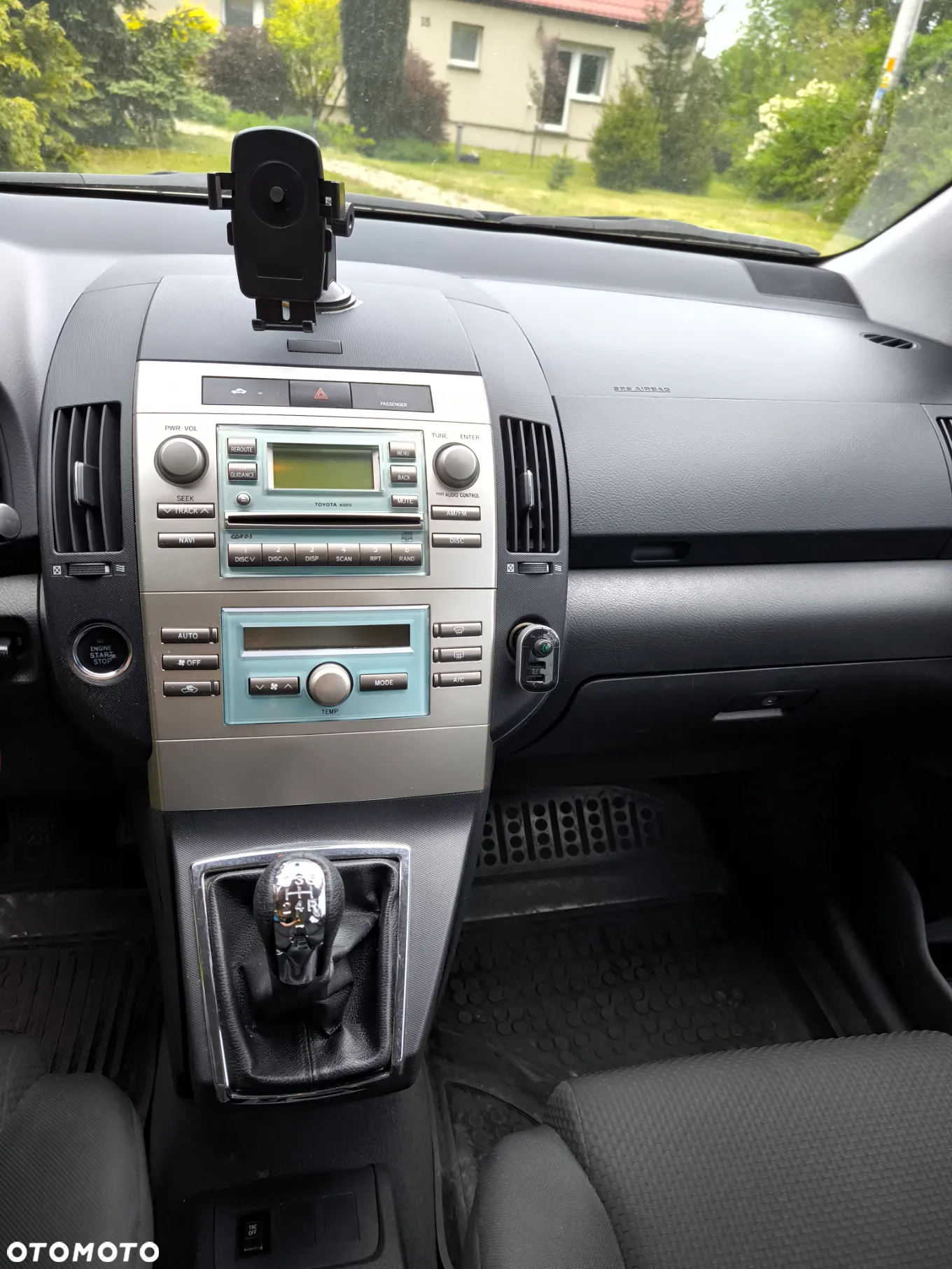 Toyota Corolla Verso 1.8 Sol 7os - 23