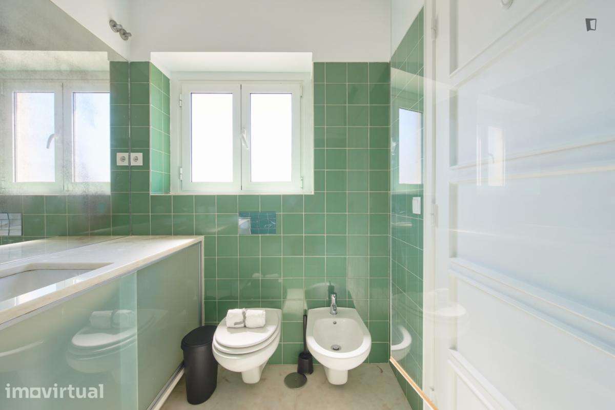 Quarto - localizado em Entrecampos Lisbon - Grande imagem: 3/31