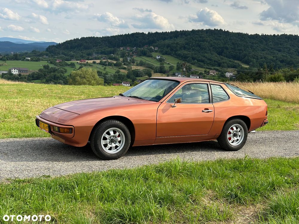 Porsche 924 - 12