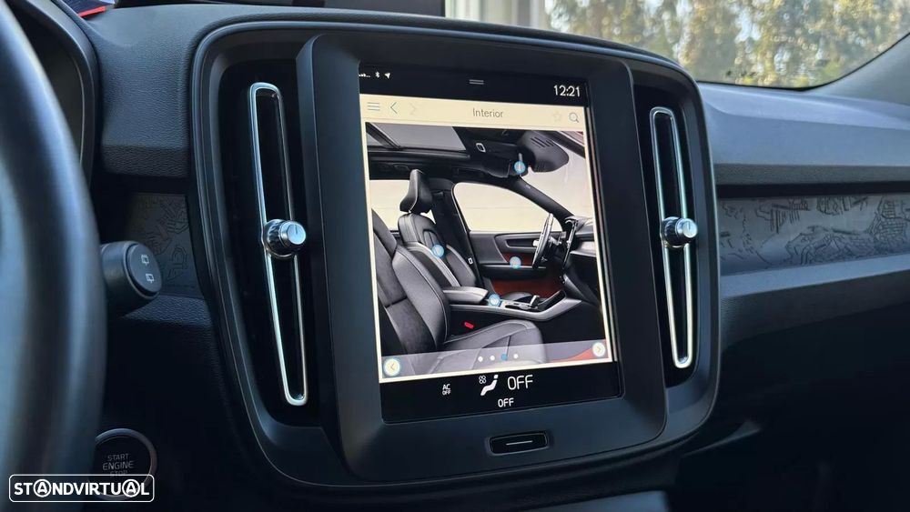 Volvo XC 40 1.5 T2 Essential - 23