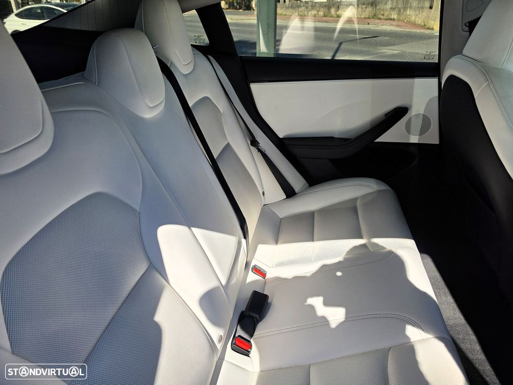 Tesla Model 3 Standard Range Plus RWD - 28