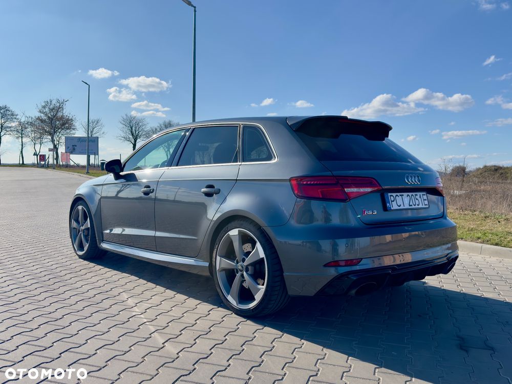 Audi RS3 Sportback - 9