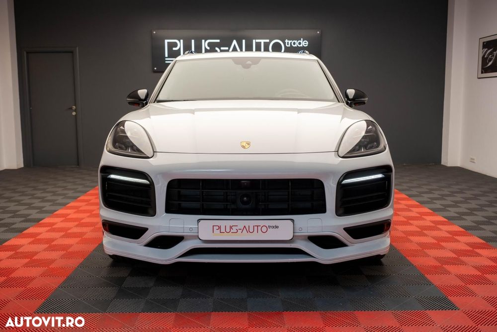 Porsche Cayenne GTS Tiptronic S - 24