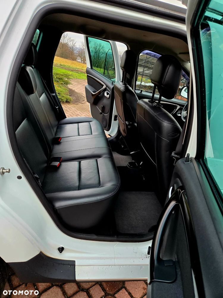 Dacia Duster 1.6 16V 4x4 Prestige - 12