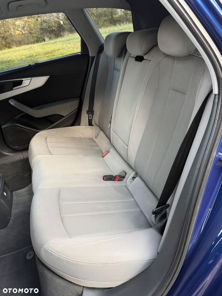 Audi A4 Avant 2.0 TDI Sport S tronic - 18