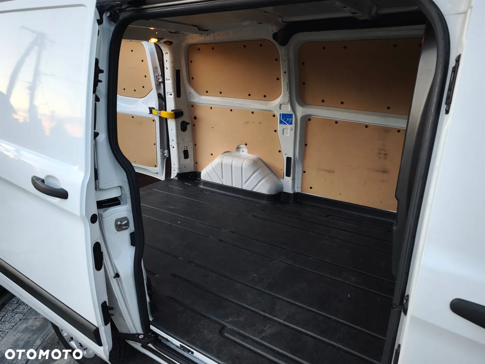 Ford Transit Custom - 16
