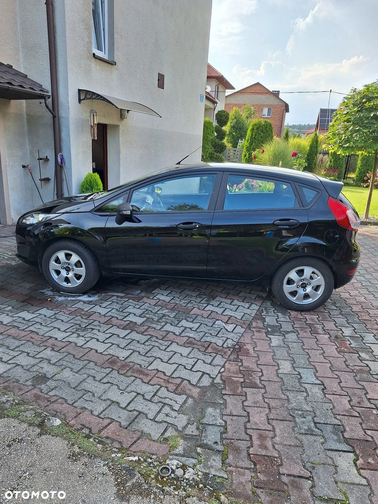 Ford Fiesta 1.25 Celebration - 2