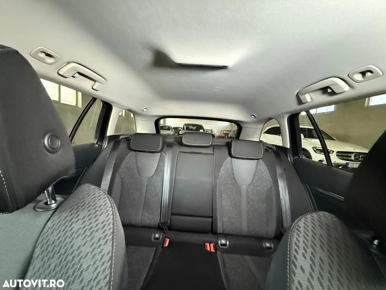 Skoda Octavia 2.0 TDI DSG Style - 13
