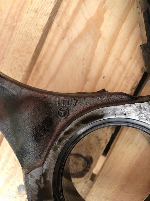 Mercedes OM352 - Korbowód - 2