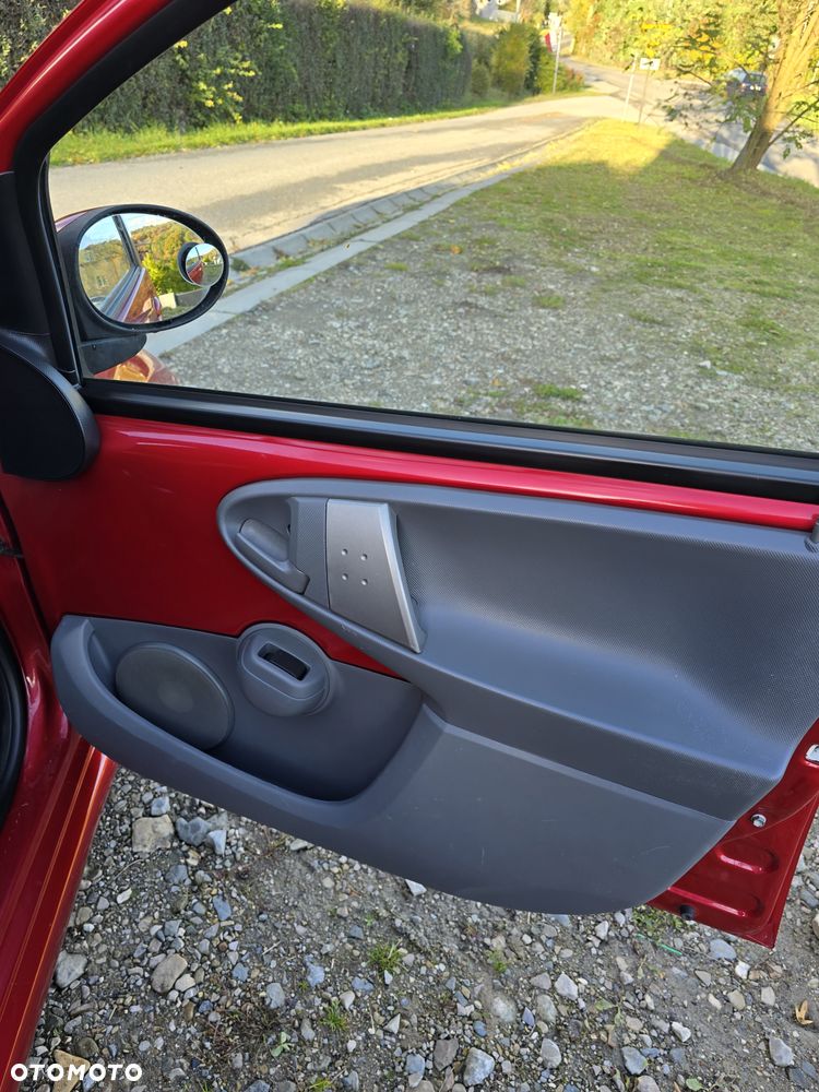 Toyota Aygo ver-1-0-vvt--i - 16