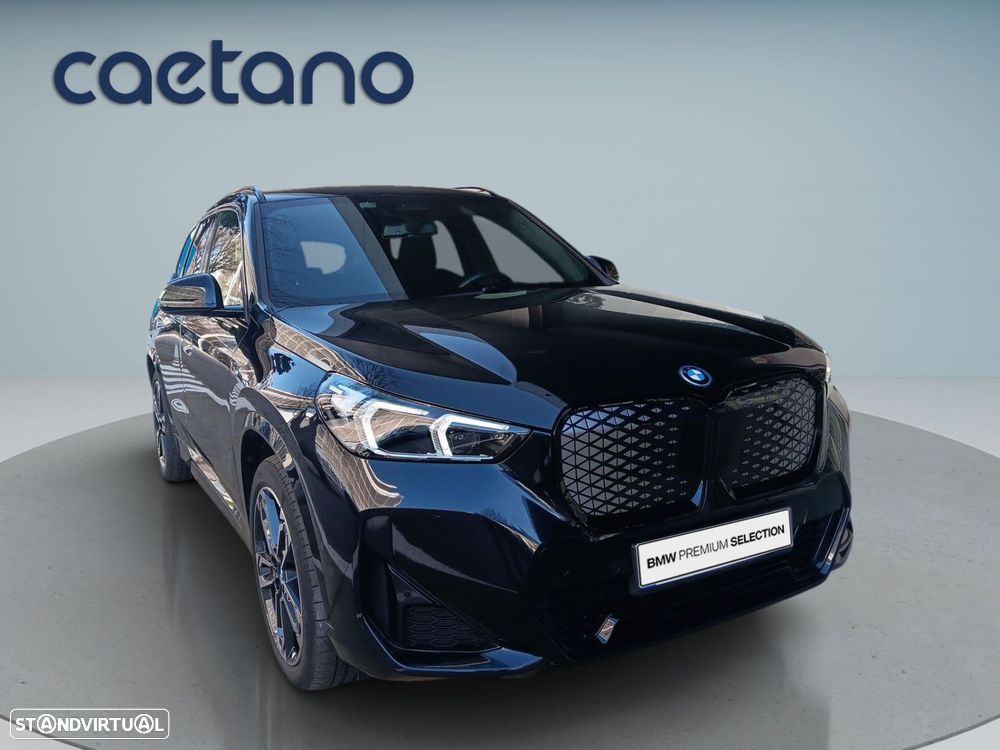BMW iX1 xDrive30 Pack Desportivo M - 9