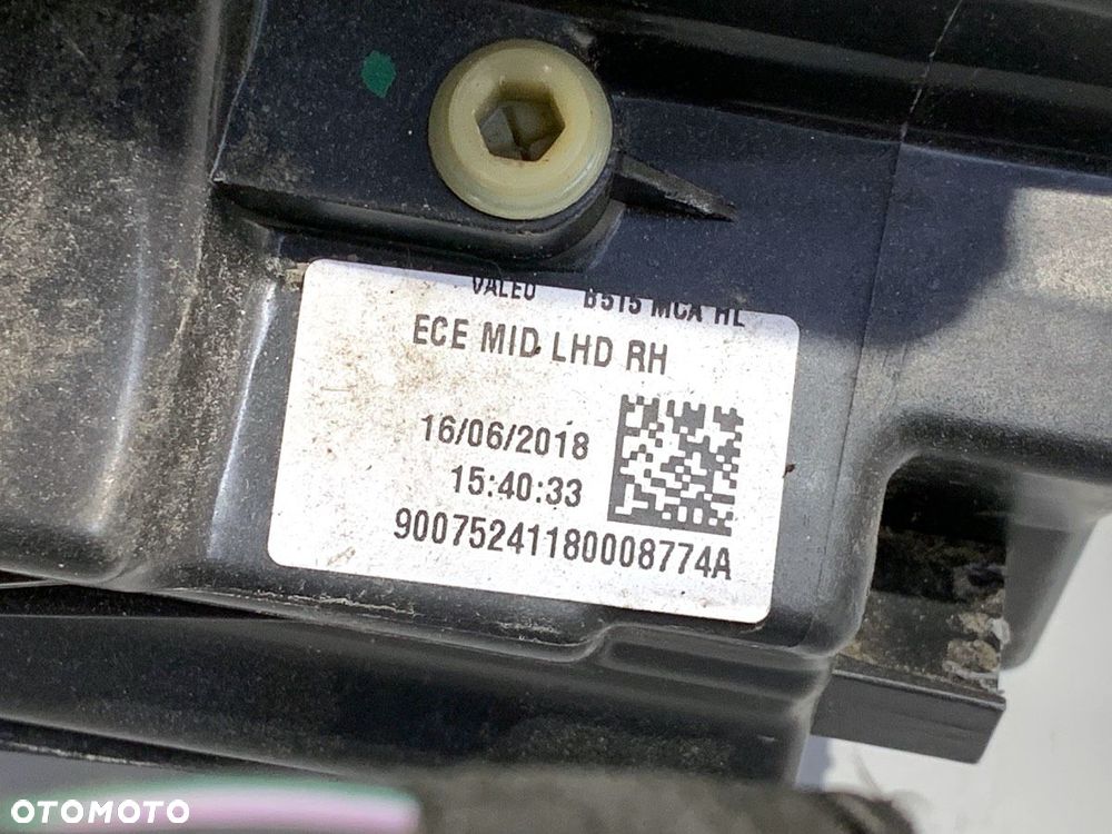 REFLEKTOR PRAWY PRZÓD  FORD ECOSPORT 2011 - 2022 1.0 EcoBoost 92 kW [125 KM] benzyna 2013 - 2022 - 6