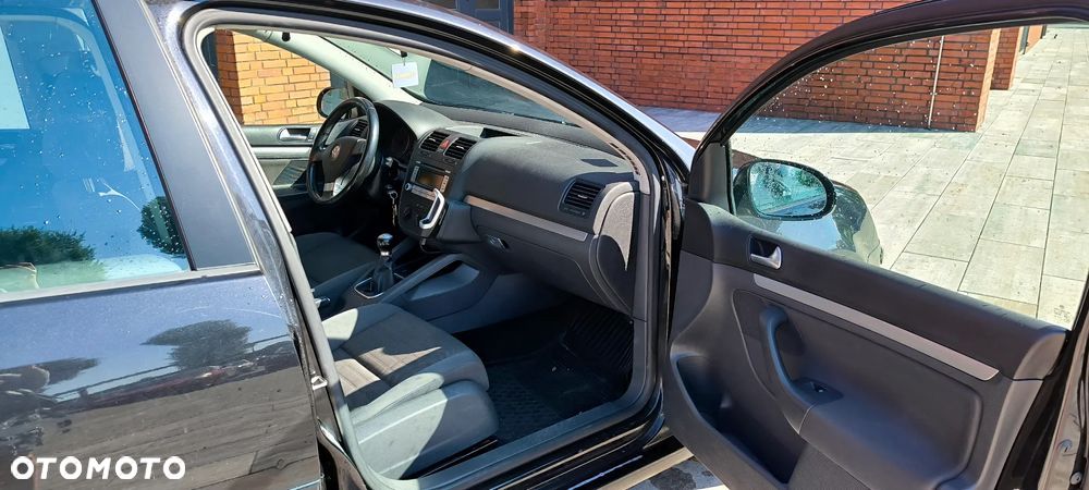 Volkswagen Golf V 1.6 FSI Trendline - 12