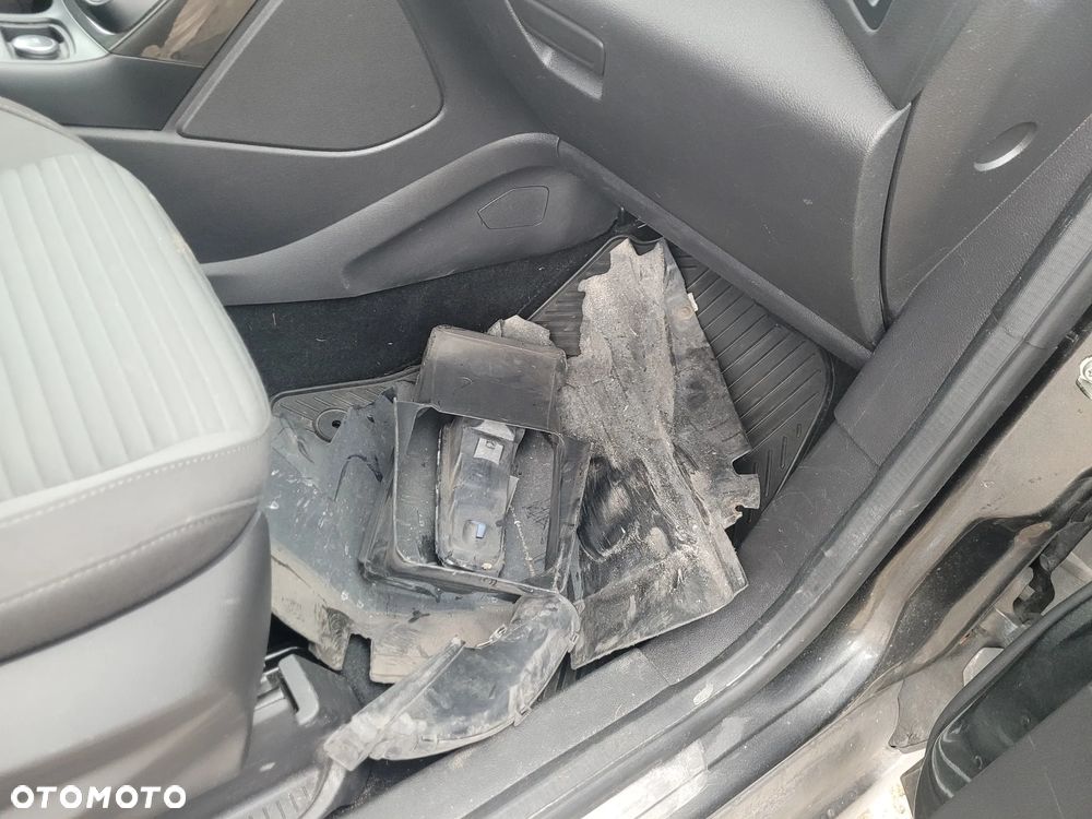 Ford C-MAX 1.0 EcoBoost Titanium ASS - 23