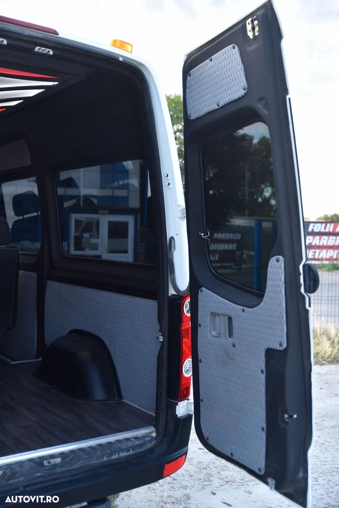 Volkswagen Crafter - 12