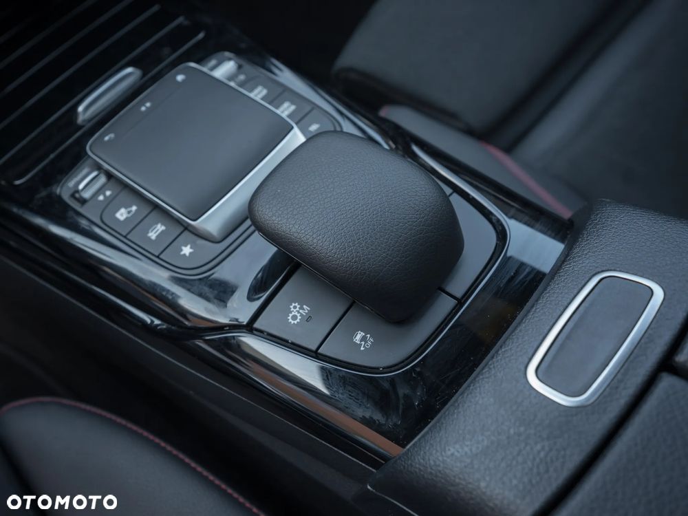 Mercedes-Benz CLA AMG 35 mHEV 4-Matic 8G-DCT - 2