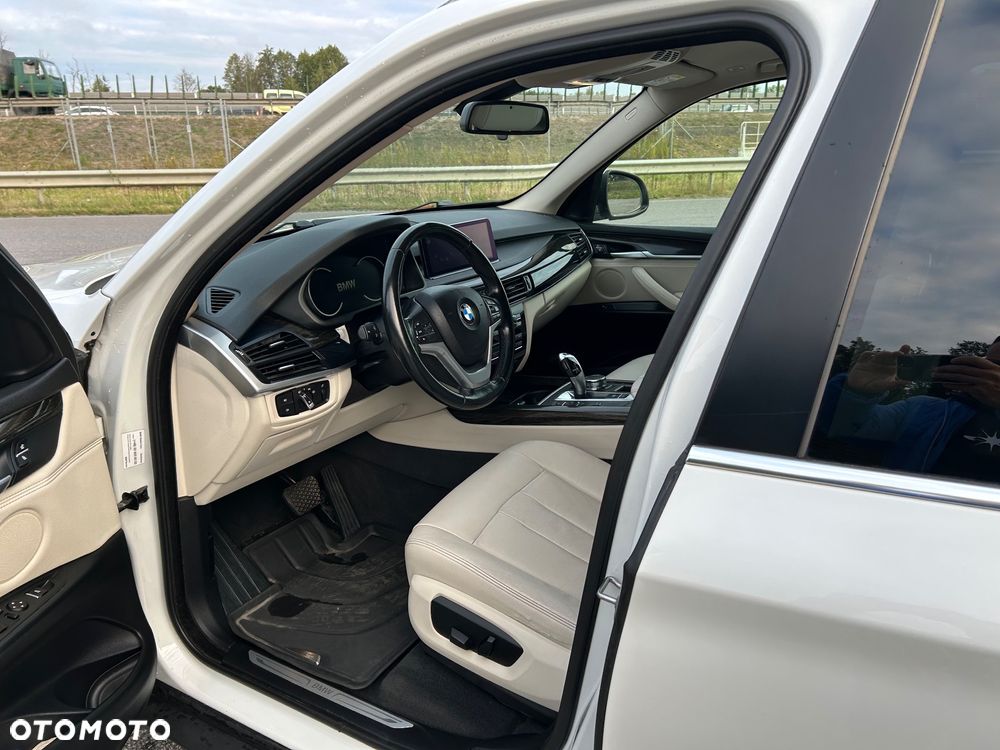BMW X5 xDrive25d - 9