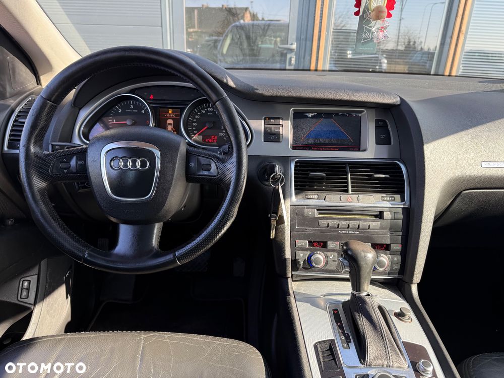 Audi Q7 3.0 TDI DPF quattro tiptronic - 17