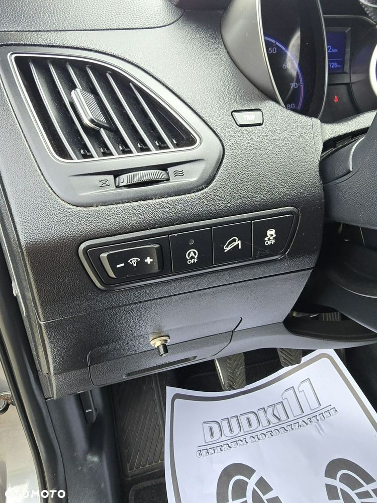 Hyundai ix35 - 16