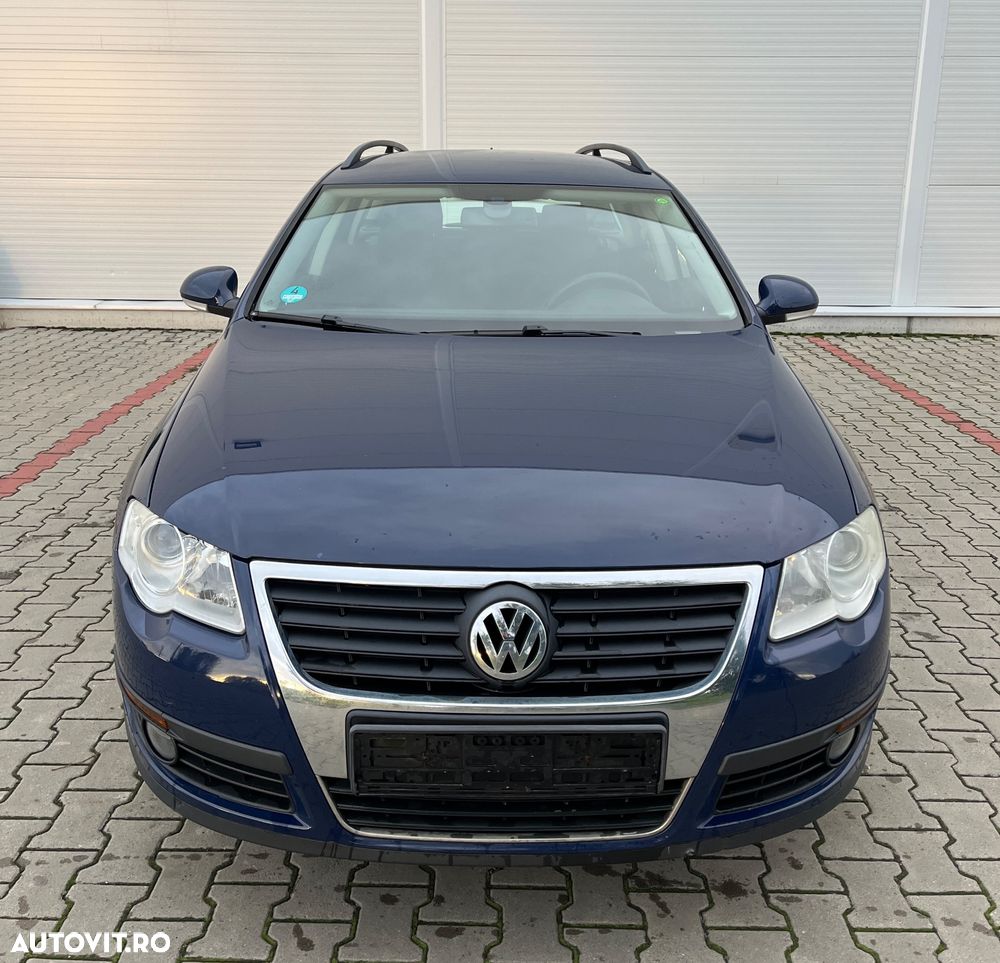 Volkswagen Passat - 2