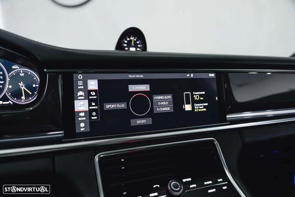 Porsche Panamera Sport Turismo 4 E-Hybrid Edition 10 Anos - 43