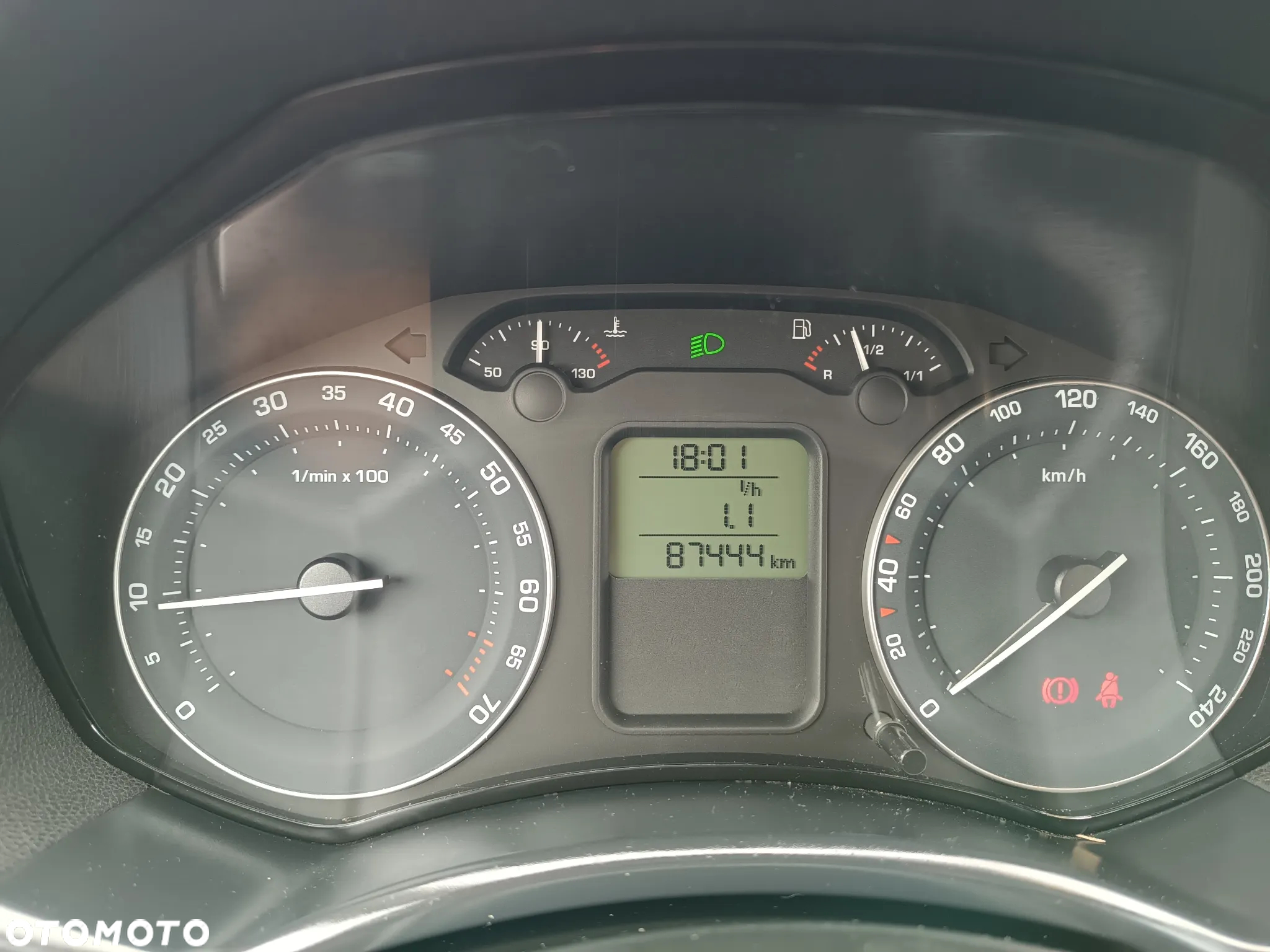 Skoda Octavia 1.6 Mint - 5