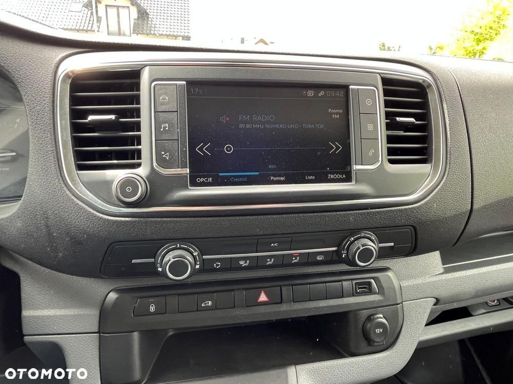 Peugeot Expert - 8