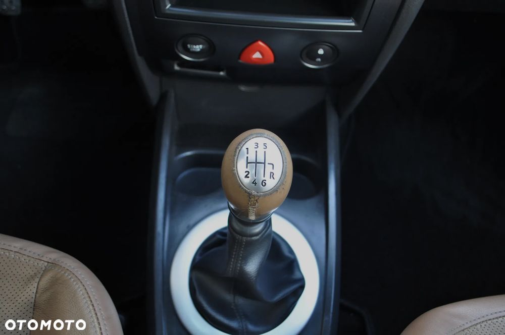 Renault Megane 2.0 Coupe-Cabriolet Luxe Dynamique - 17