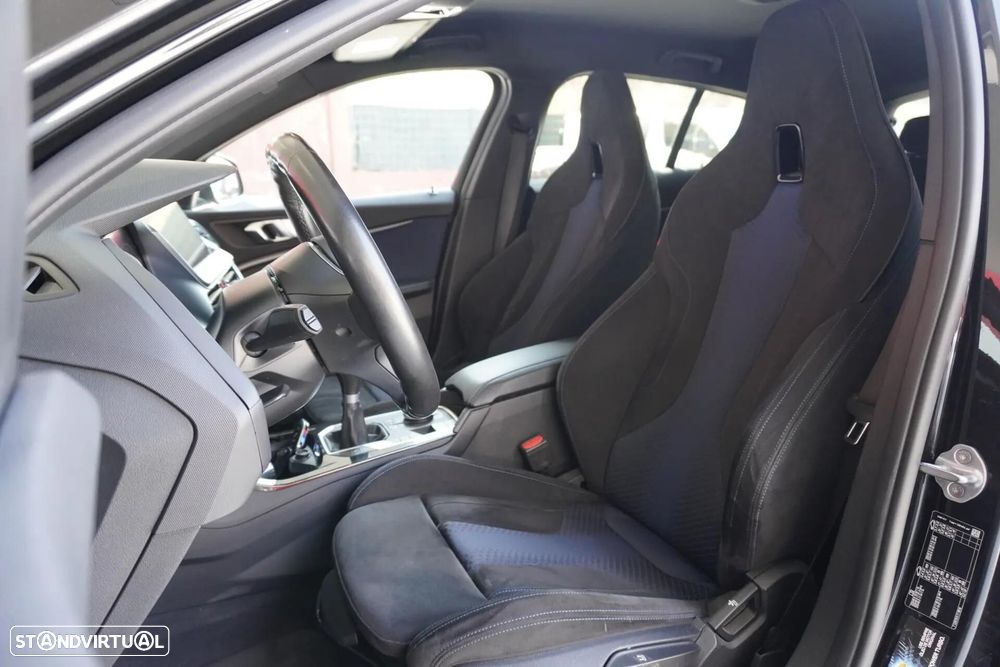 BMW 116 d Pack Desportivo M - 8