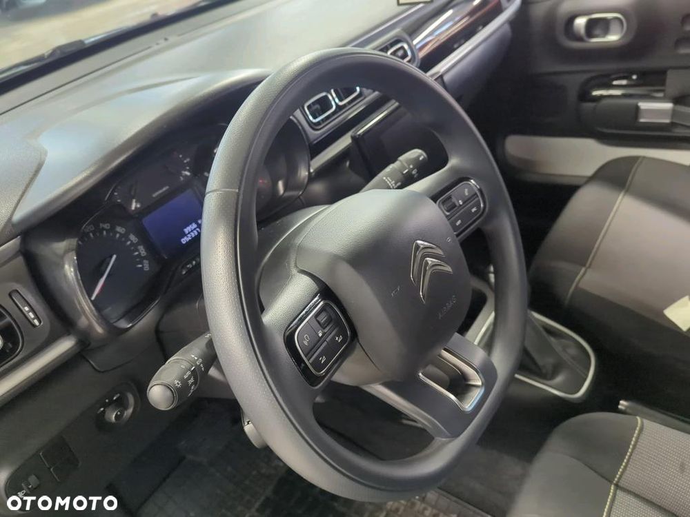 Citroën C3 1.2 PureTech Shine EAT6 - 28