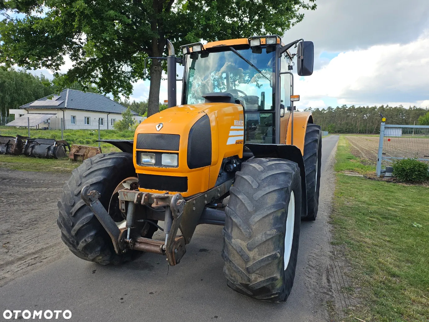 Renault ARES 640 - 9