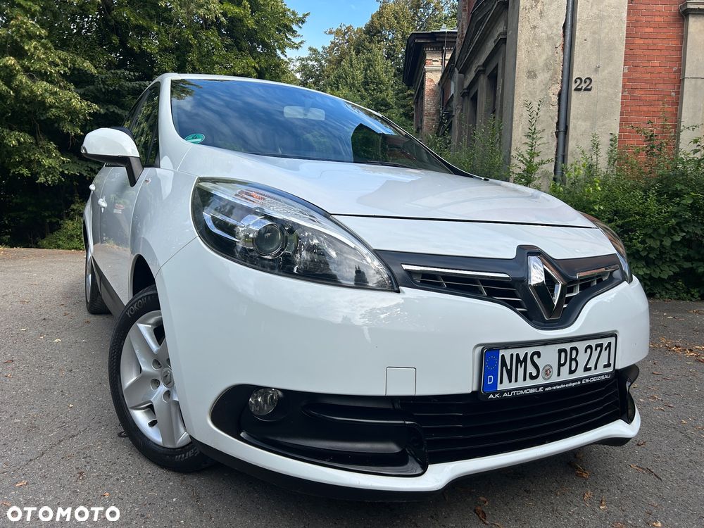 Renault Scenic 1.6 16V 110 TomTom Edition - 11