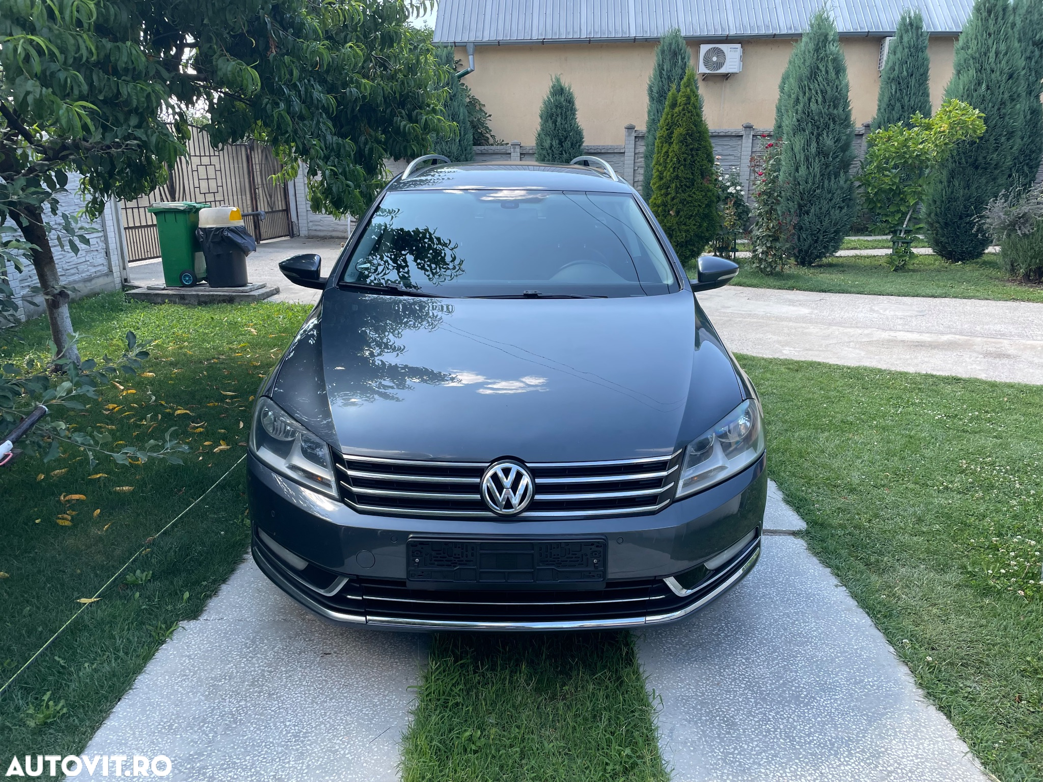 Volkswagen Passat - 14