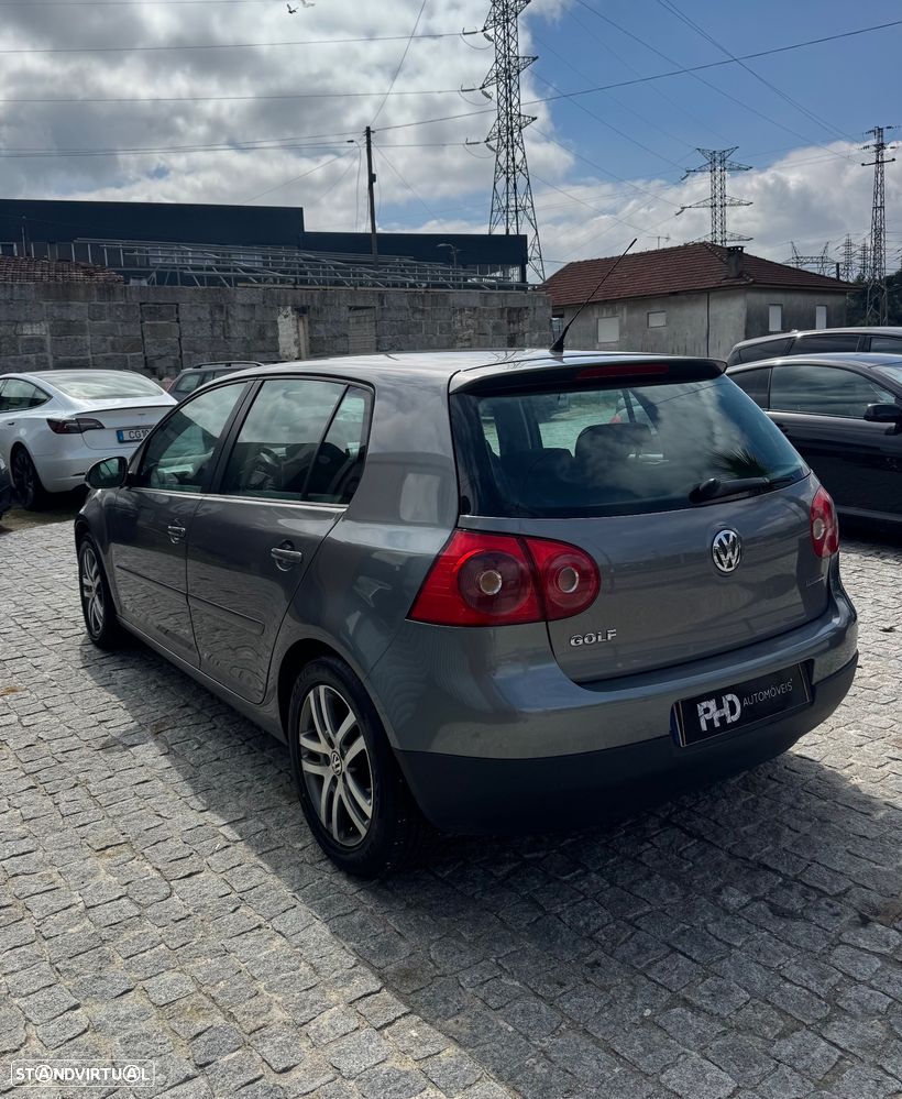 VW Golf 1.9 TDi BlueM. Trend. AC - 7