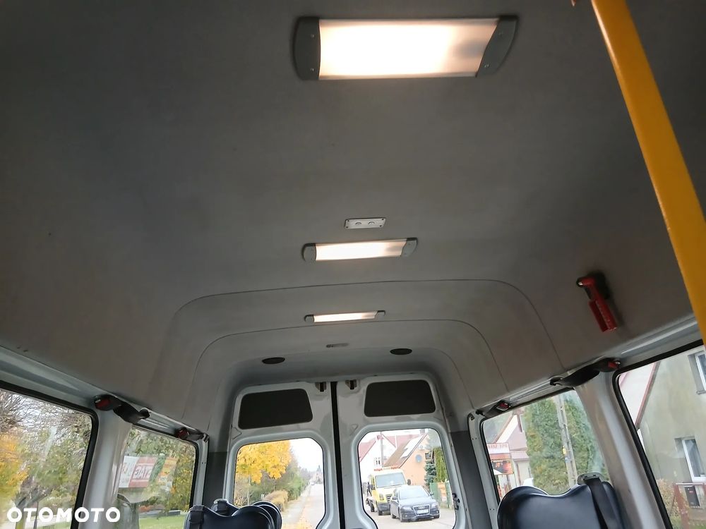 Mercedes-Benz SPRINTER - 18