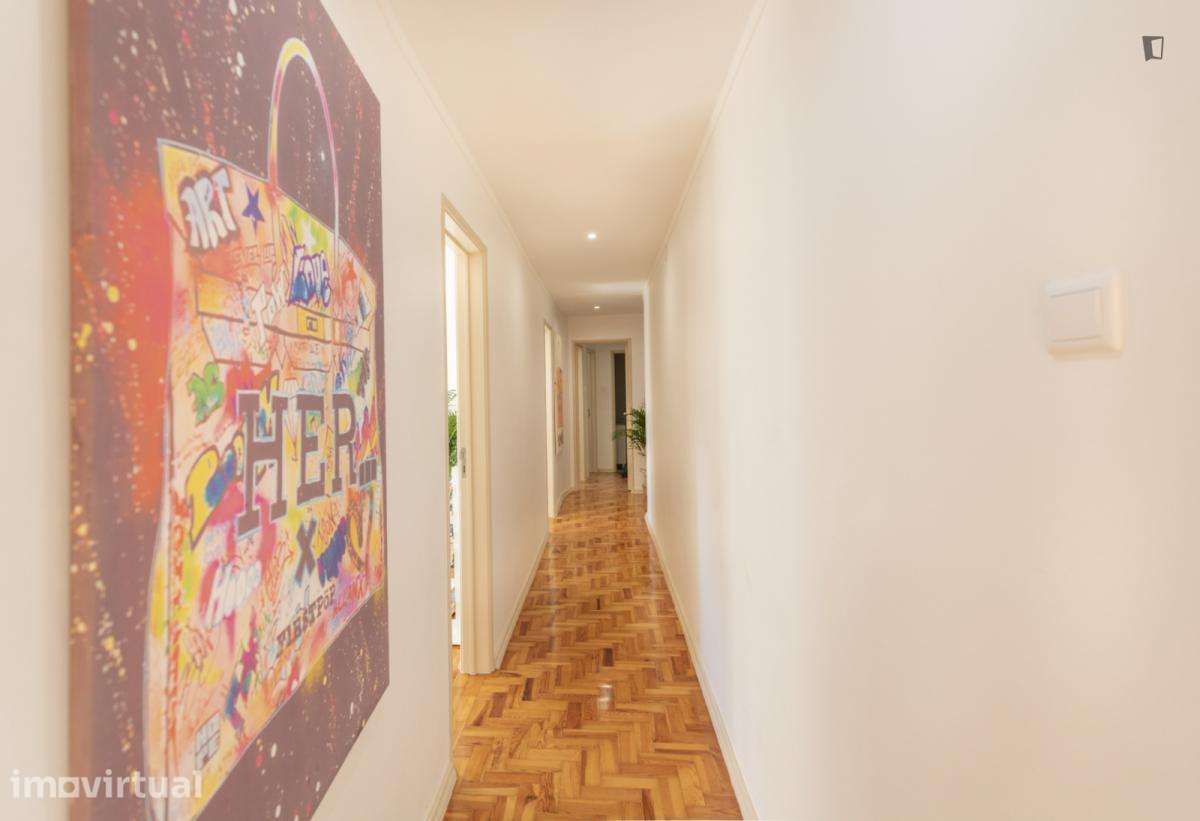 Quarto - localizado em Entrecampos Lisbon - Grande imagem: 5/8