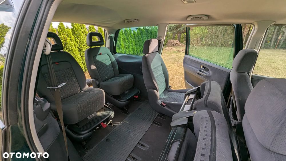 Volkswagen Sharan 1.9 TDI Comfortline - 9