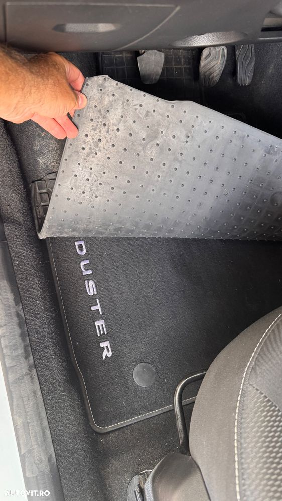 Dacia Duster TCe 90 Comfort - 26